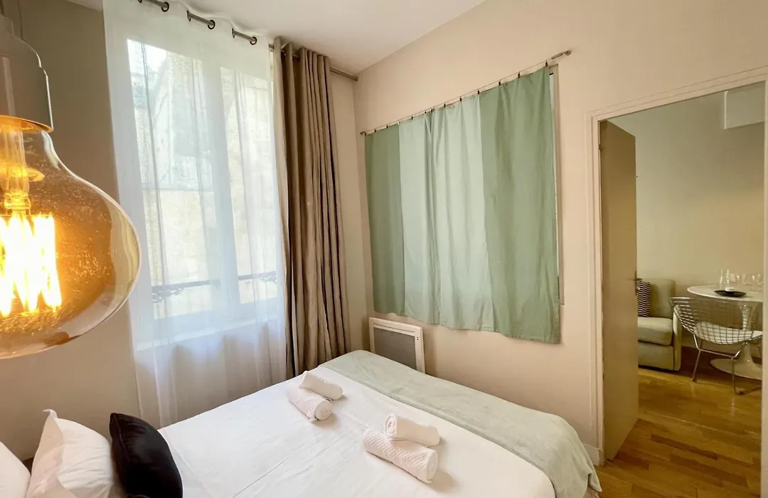 Parisian Home L Bellan-1